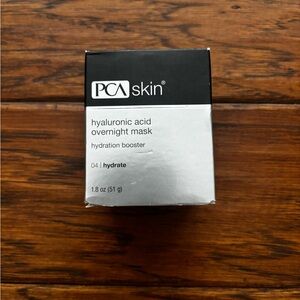 PCA Skin Hydration Booster Overnight Mask - Black and White